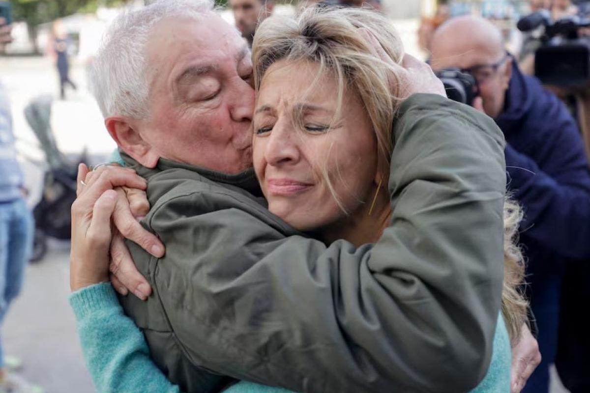 Yolanda Díaz junto a su padre, Suso Díaz, en una imagen de archivo