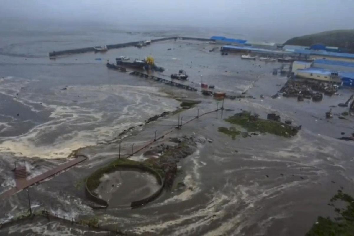 Imagen aérea del vídeo grabado por los servicios rusos tras el terremoto en Kamchatka