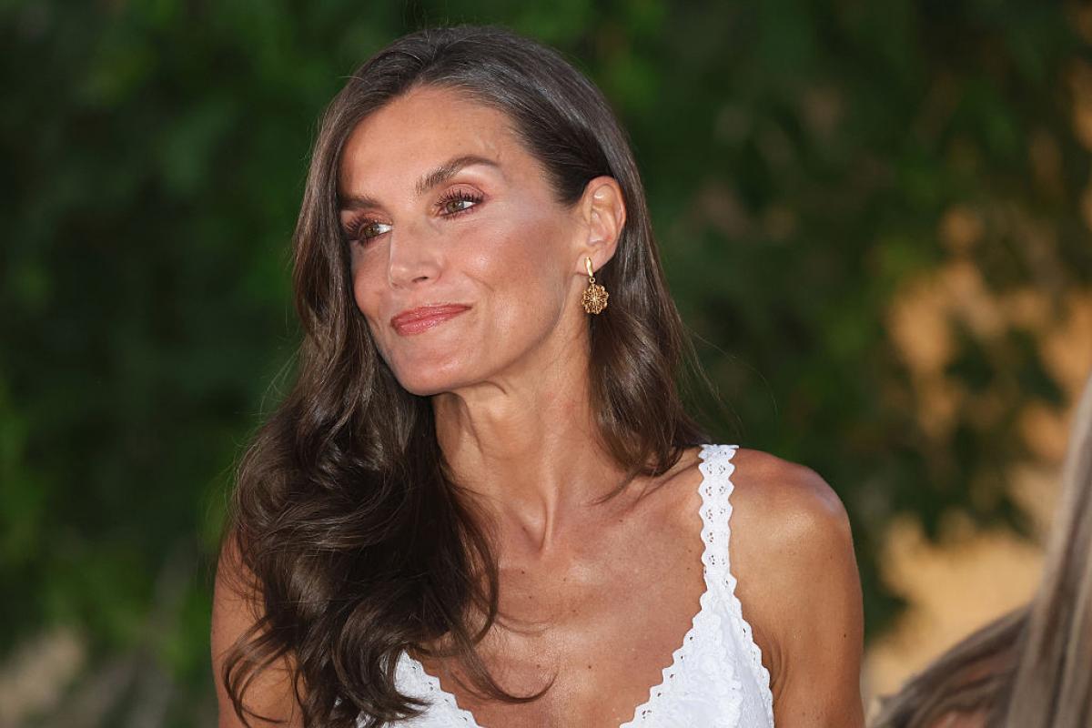 La reina Letizia durante la recepción de autoridades en Mallorca.