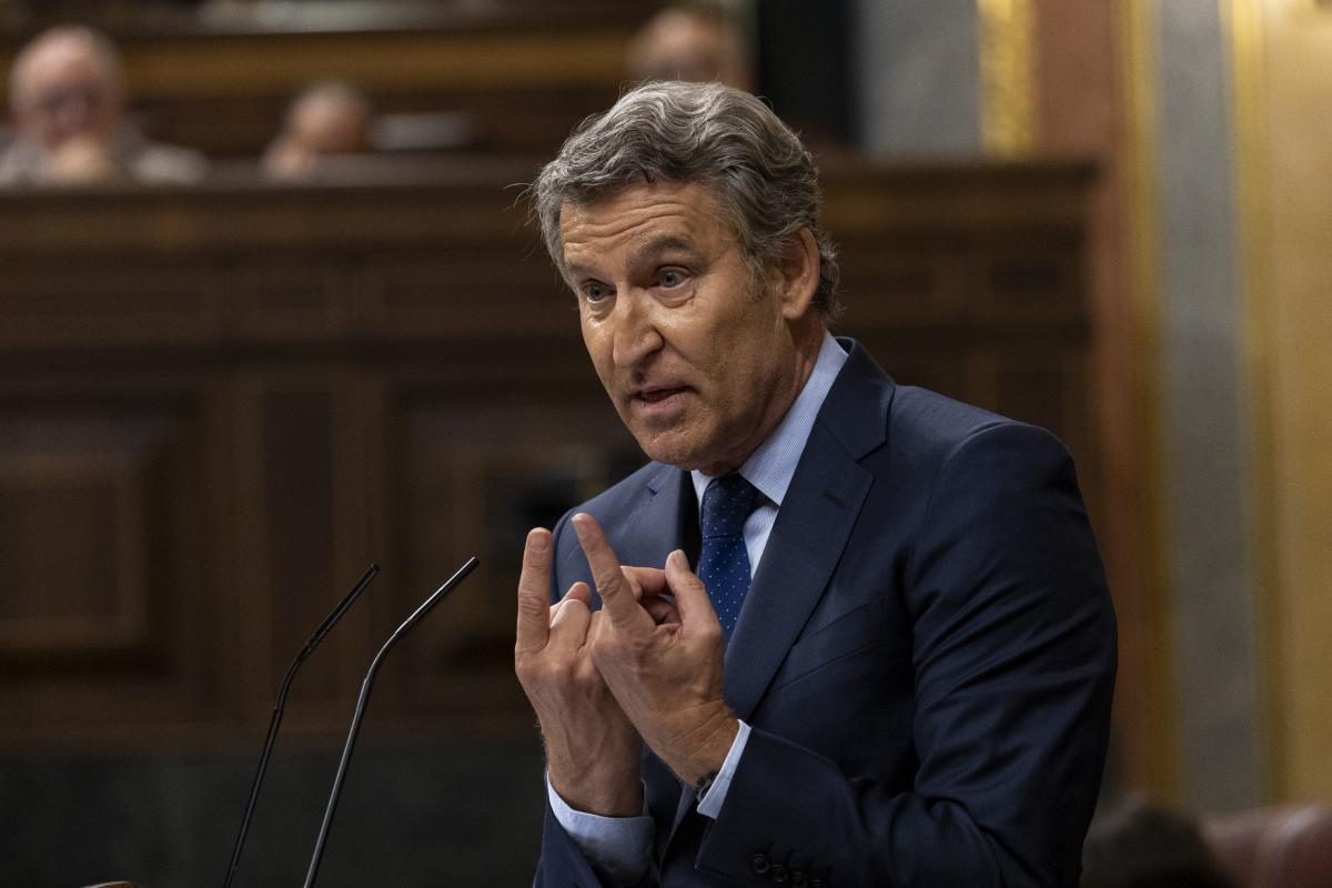 Feijóo critica que Sánchez no participe en la cumbre sobre Ucrania... aunque sí estará en una de las reuniones