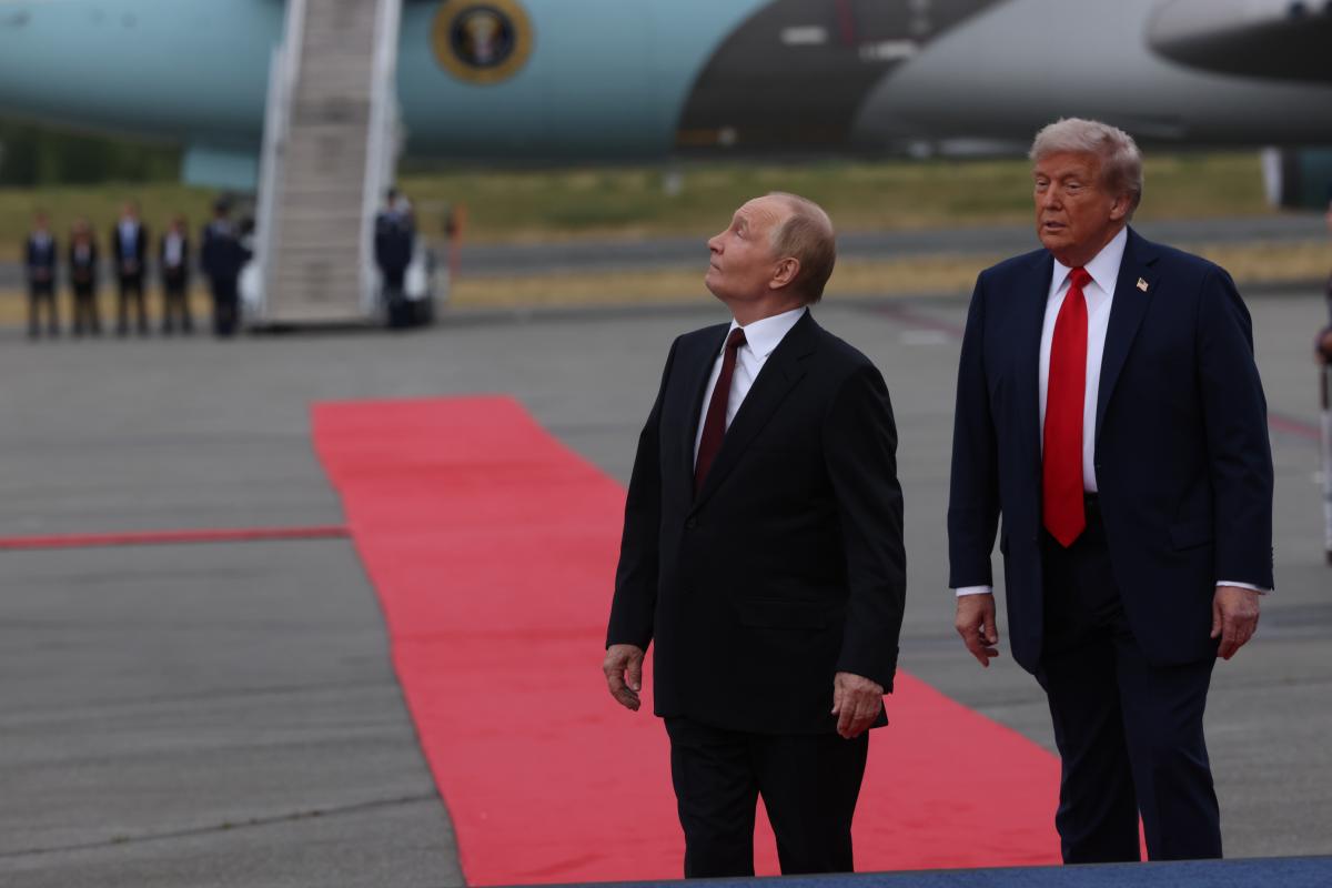 Vladimir Putin y Donald Trump en Anchorage (Alaska), este viernes.