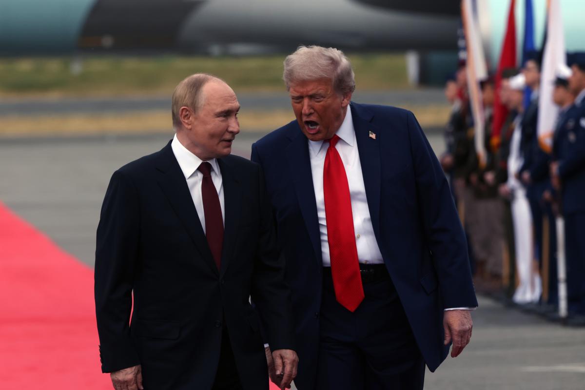 Vladimir Putin y Donald Trump en Anchorage (Alaska), este viernes.