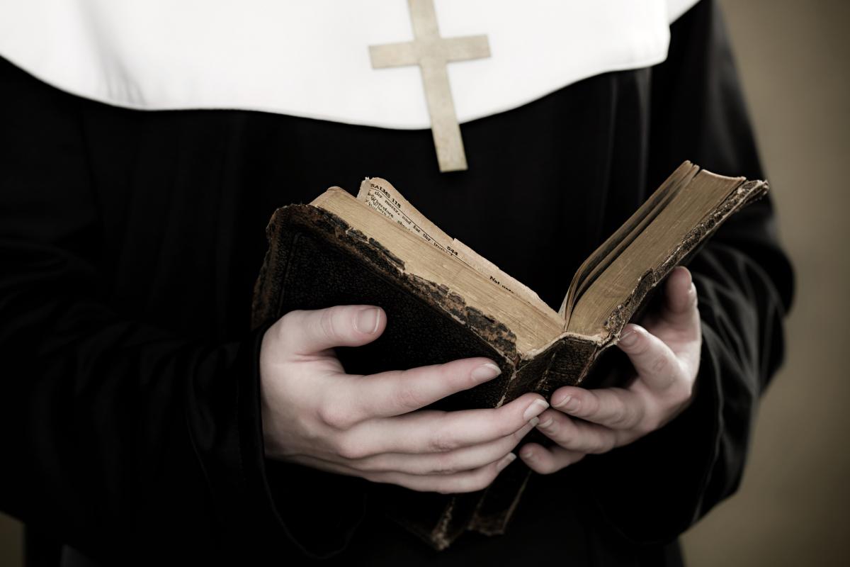 Imagen de archivo de una monja.