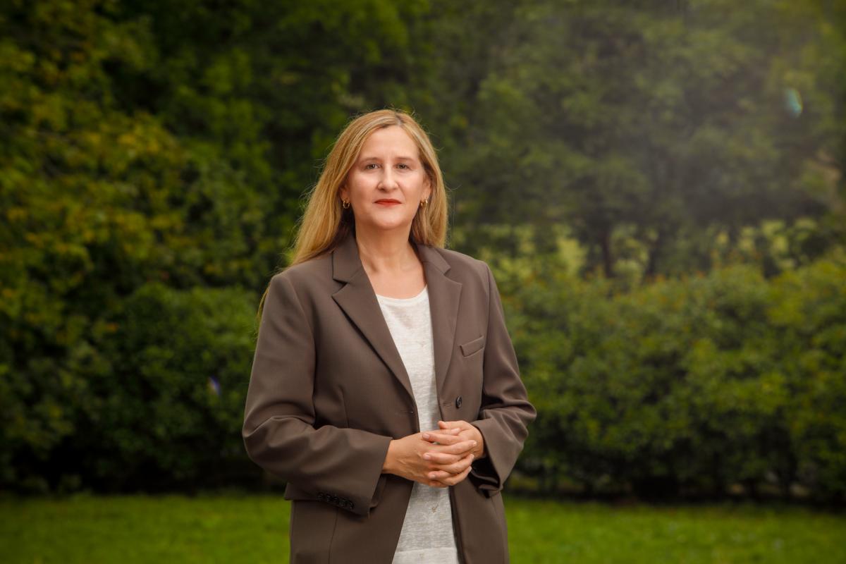 Luz Gabás en la presentación de su novela 'Corazón de oro'