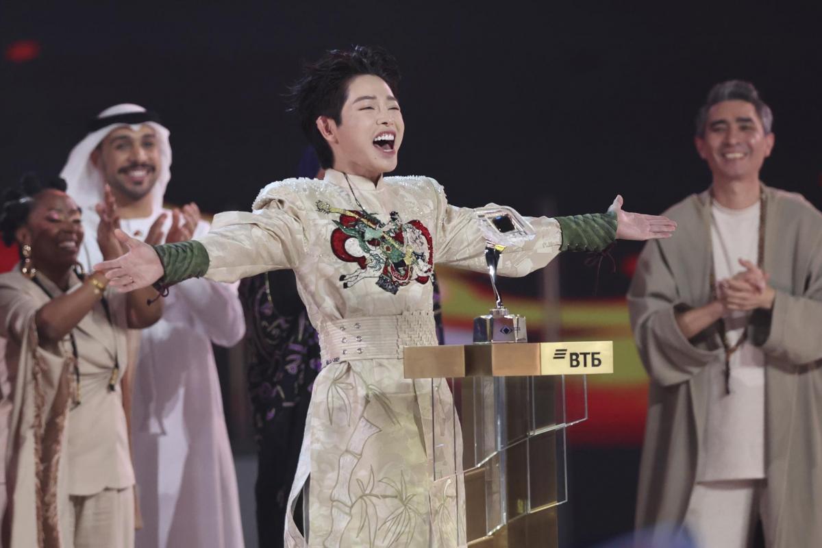 Foto del representante de Vietnam, Duc Phuc.