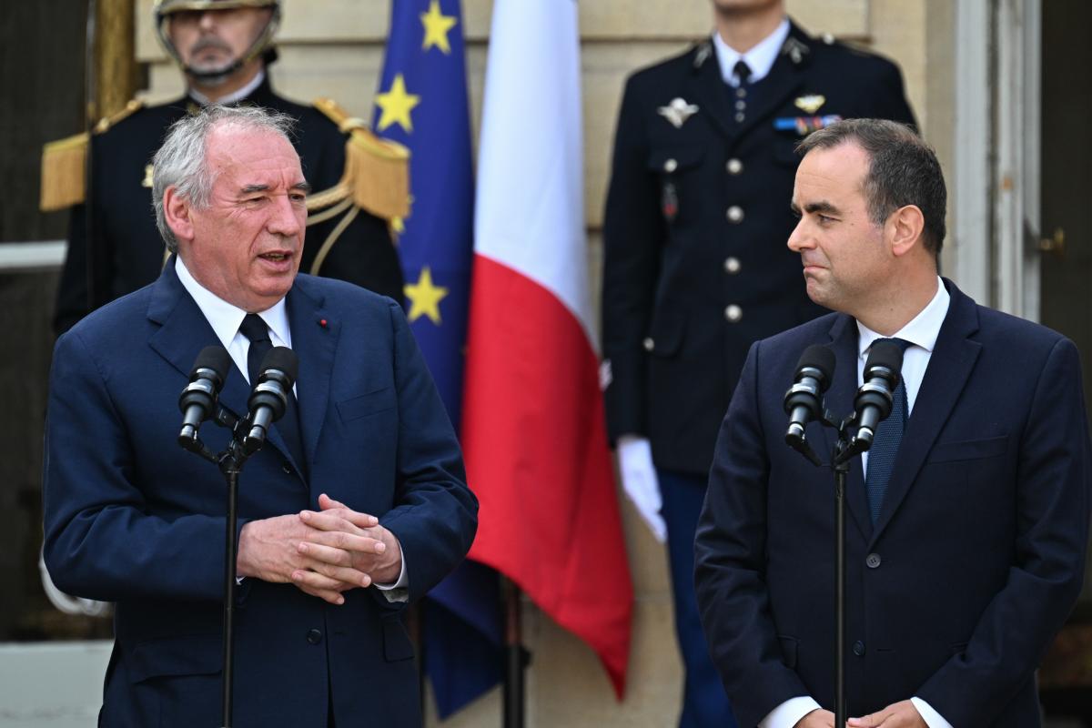 François Bayrou y Sébastien Lecornu