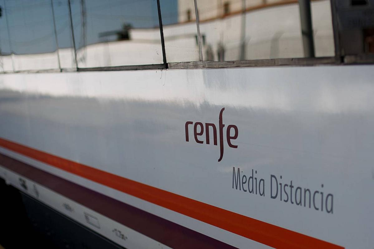 Tren de Renfe de Media distancia