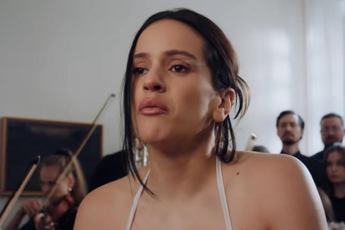 Fotograma del videoclip de Berghain, la nueva canción de Rosalía.