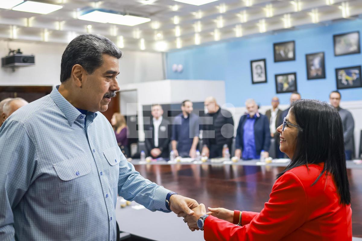 Fotografía cedida por Prensa Miraflores del presidente de Venezuela, Nicolás Maduro