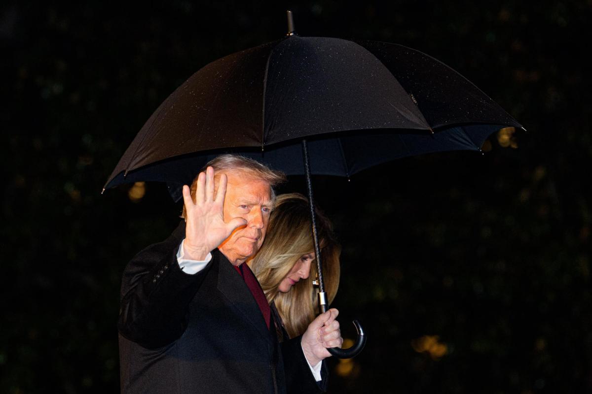 El presidente de EEUU, Donald Trump, con su mujer Melania Trump, en la Casa Blanca.