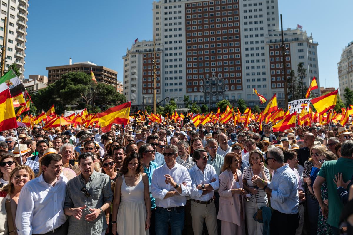 Manifestación del 8 de junio de 2025 del Partido Popular contra el Ejecutivo.