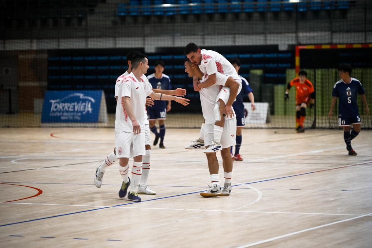 España celebra un gol a Japón en su primer partido del Mundial Virtus de Fútbol Sala 2025