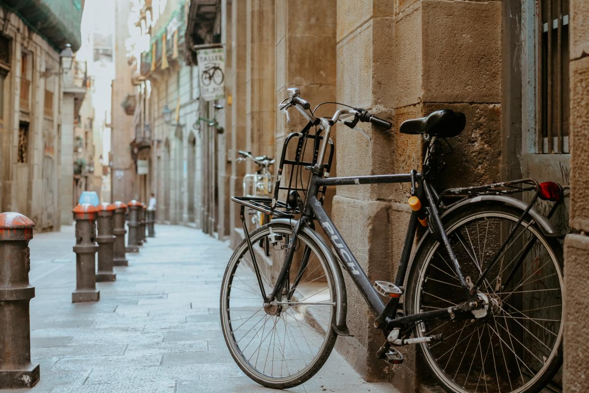 Bicicleta en las calles de Barcelona.
