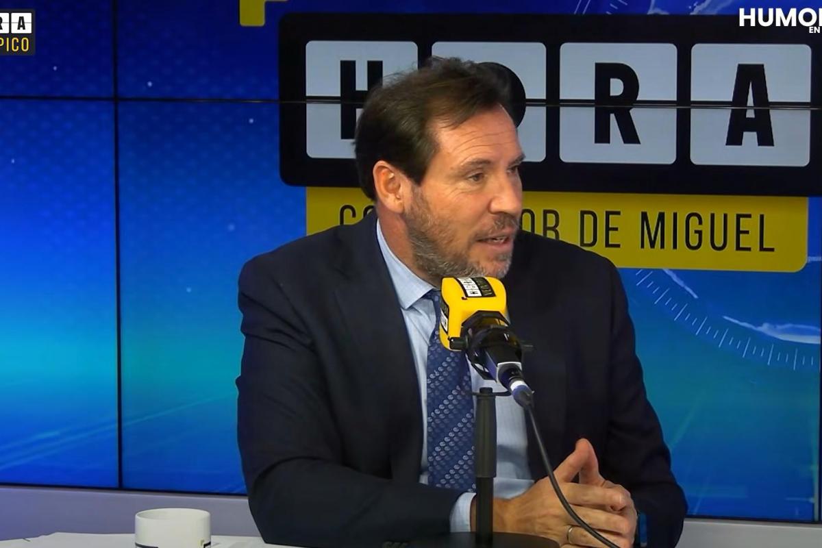 El ministro de Transportes, Óscar Puente, durante su entrevista en 'Hora Veintipico', el 4 de diciembre de 2025.