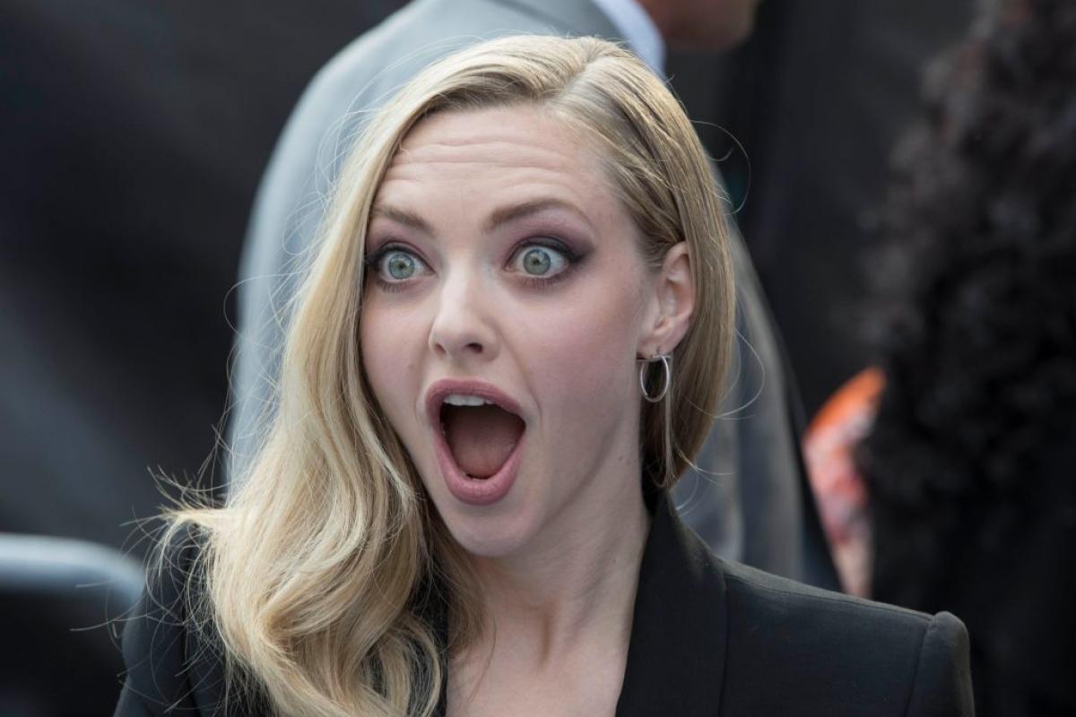 Amanda Seyfried sorprendida en un evento en 2018.