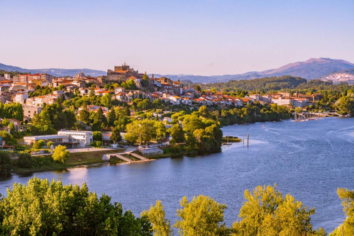 Tui y el río Miño vistos desde la fortaleza de Valença do Minho