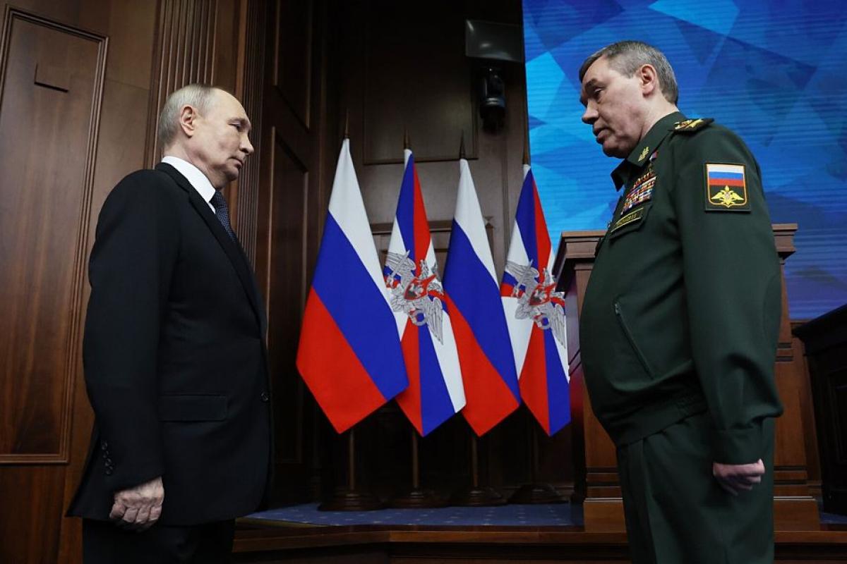 Vladimir Putin, en una reunión con el alto mando militar, este 17 de diciembre