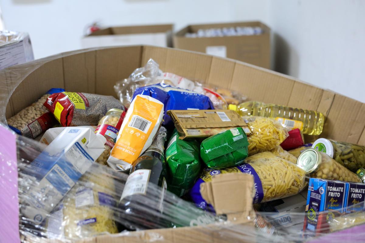 Banco de comida en el Colegio San Fernando, Madrid. Imagen de archivo.