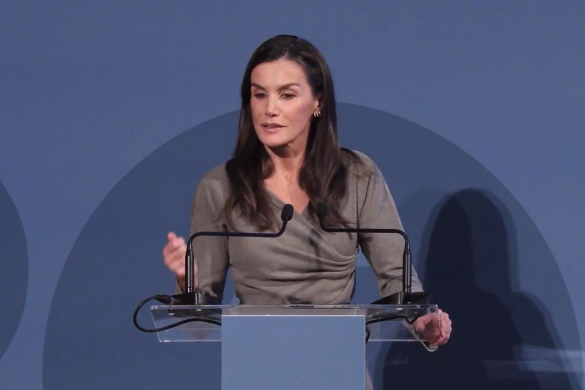 Letizia en el acto del aniversario de FundéuRAE.