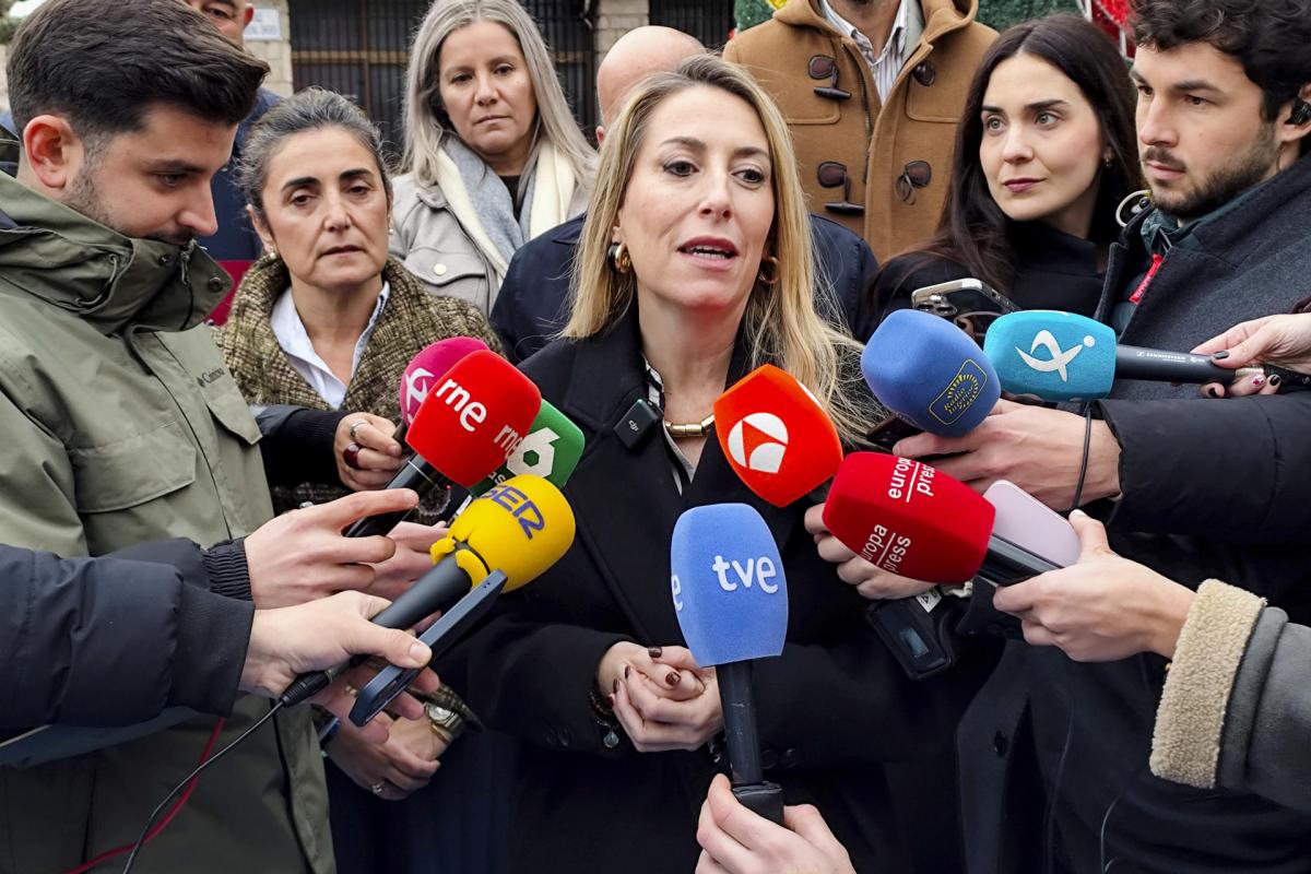 La presidenta de la Junta de Extremadura y candidata a la reelección por el Partido Popular, María Guardiola