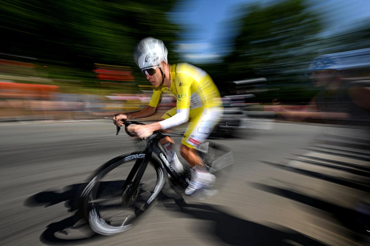 Tadej Pogacar, con su ya clásico 'maillot amarillo' de líder del Tour de Francia