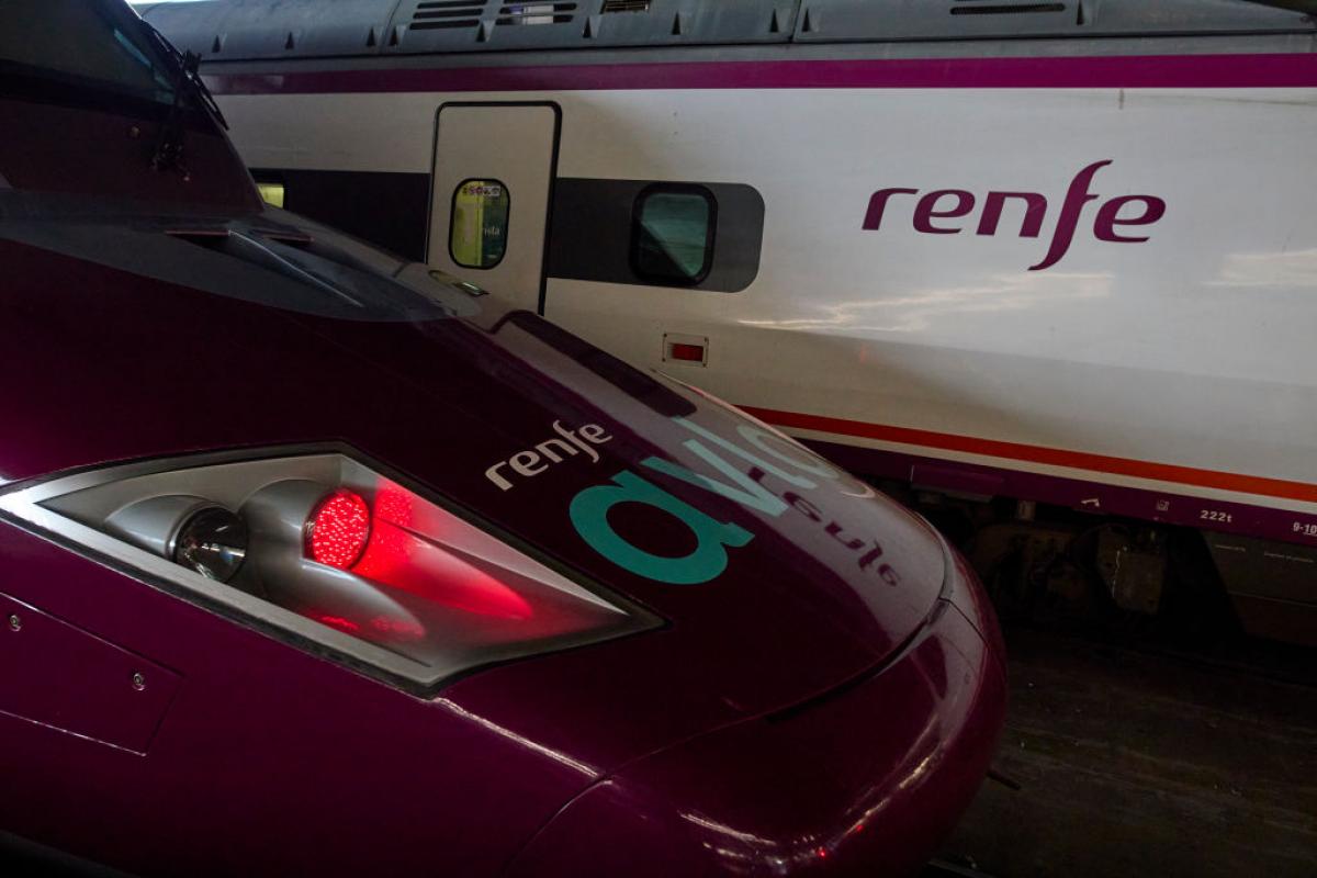 ADIF limitará la velocidad del tren Madrid-Barcelona a 160 km/h durante un tramo de 150 kms. por problemas en la vía