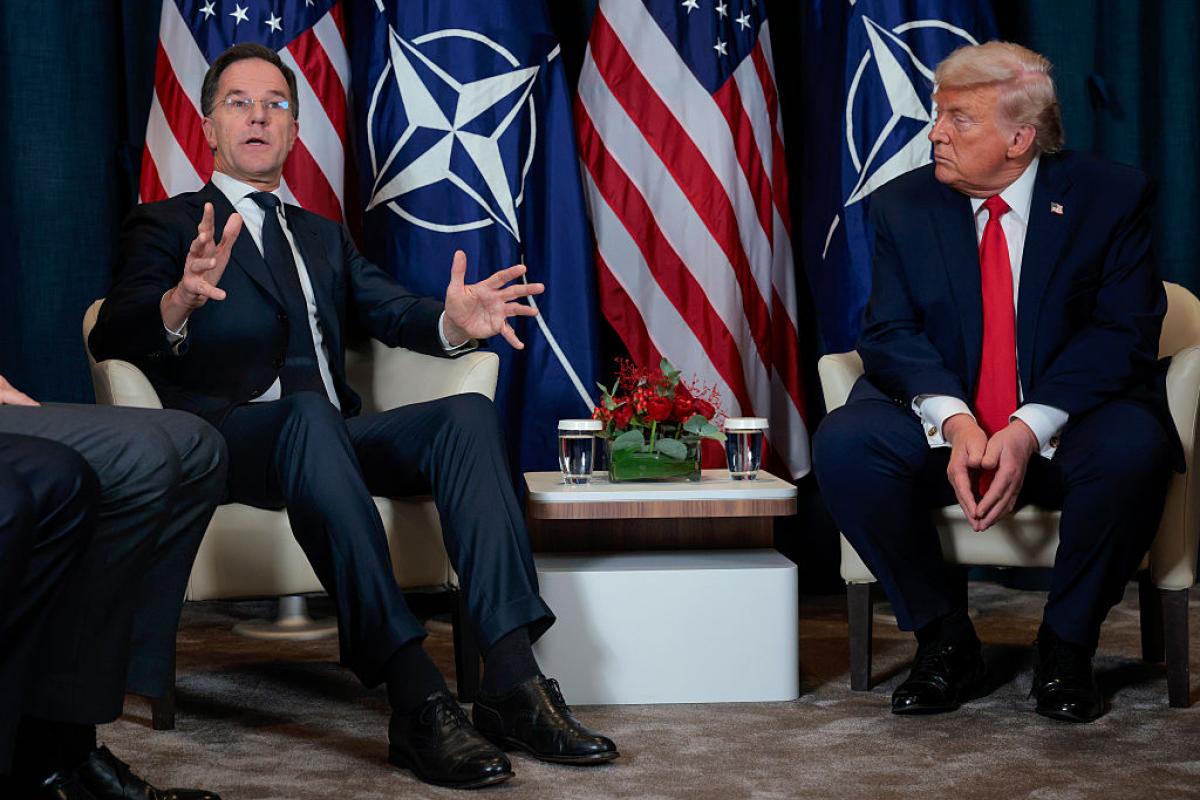 El presidente de EEUU, Donald Trump, y el secretario general de la OTAN, Mark Rutte, durante una reunión bilateral en el marco del Foro de Davos, el 21 de enero de 2026.