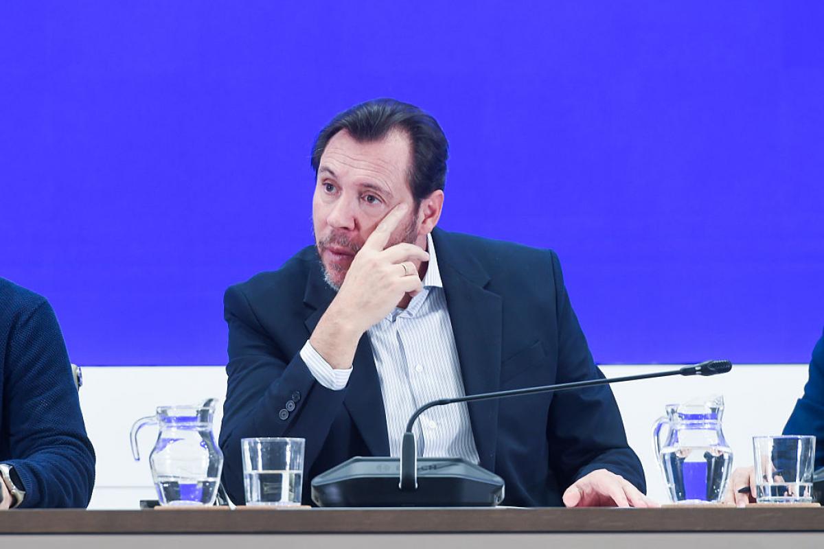 Óscar Puente, durante una de sus ruedas de prensa