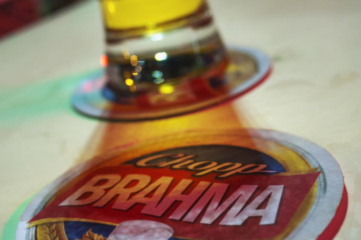El posavasos de una marca de cerveza, en una imagen de archivo.