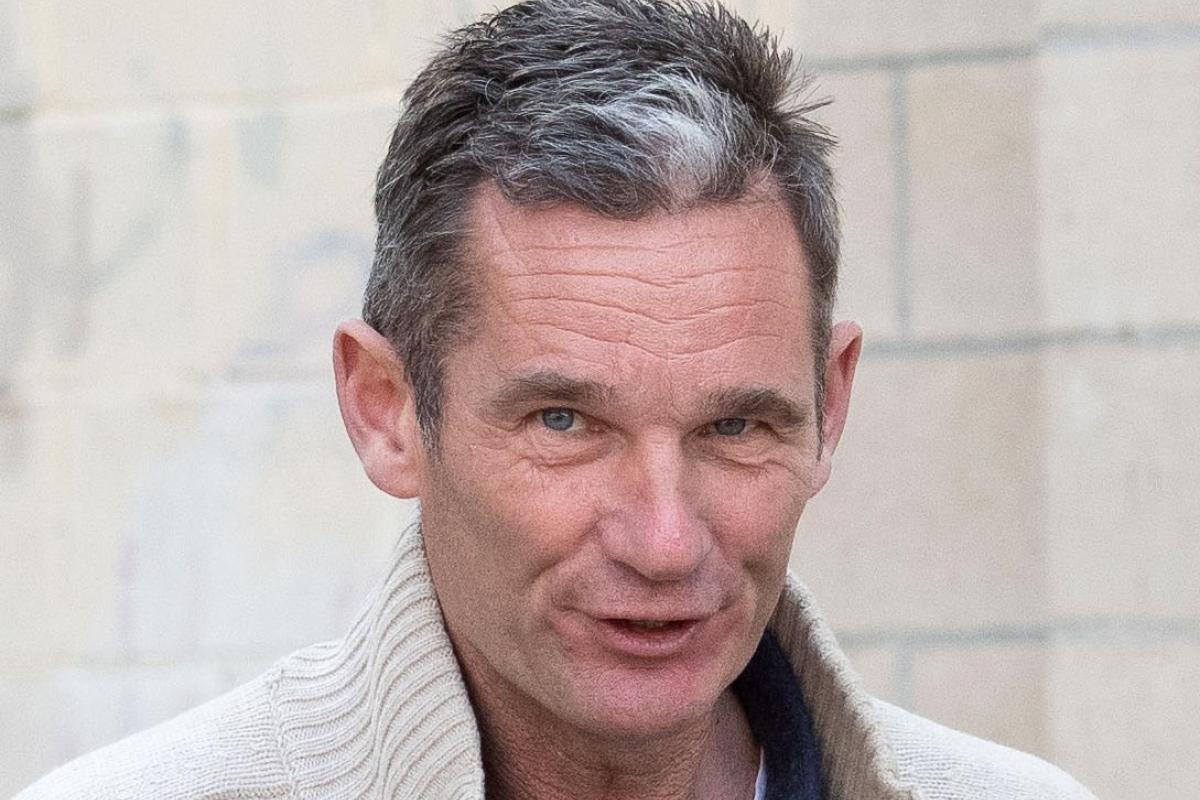 Iñaki Urdangarin dando un paseo en Zarauz