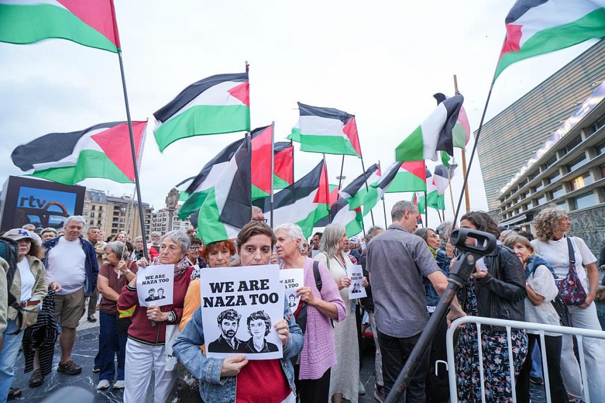 Concentración bajo el lema "Nosotros también somos Naza" en apoyo a la película israelí, el 25 de septiembre de 2026, en San Sebastián.