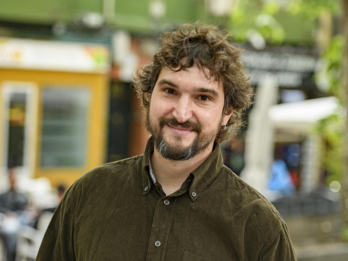 Ignacio Marín, autor de 'Hijos del caballo blanco': "Si antes tenías la heroína, ahora tienes casas de apuestas en cada esquina. La historia es bastante cíclica"