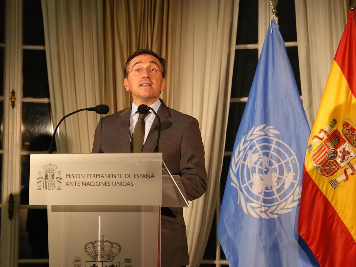 El ministro José Manuel Albares encabezará la lista del PSOE al Congreso por Cádiz