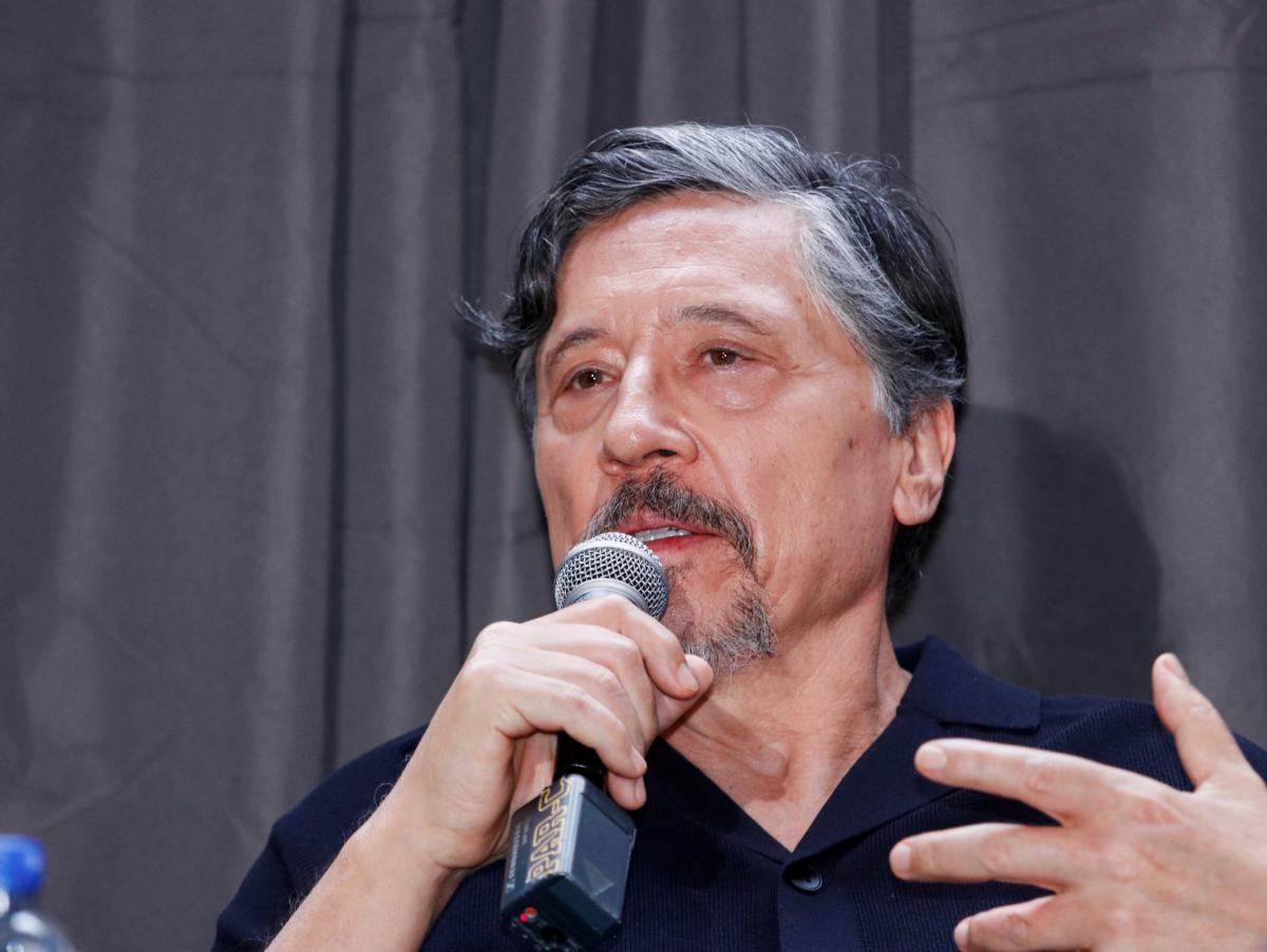 Carlos Bardem confía en las mujeres para frenar a la ultraderecha: "Gustosamente os devolverían a un papel doméstico"