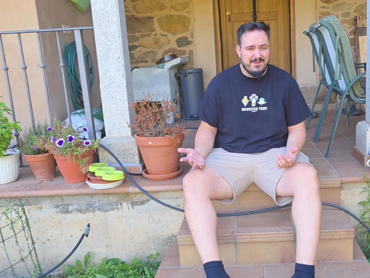 José, tras dejar Madrid hace un año para afincarse en un pueblo del Bierzo: La idea es ir construyendo una vida cada vez más autosuficiente"
