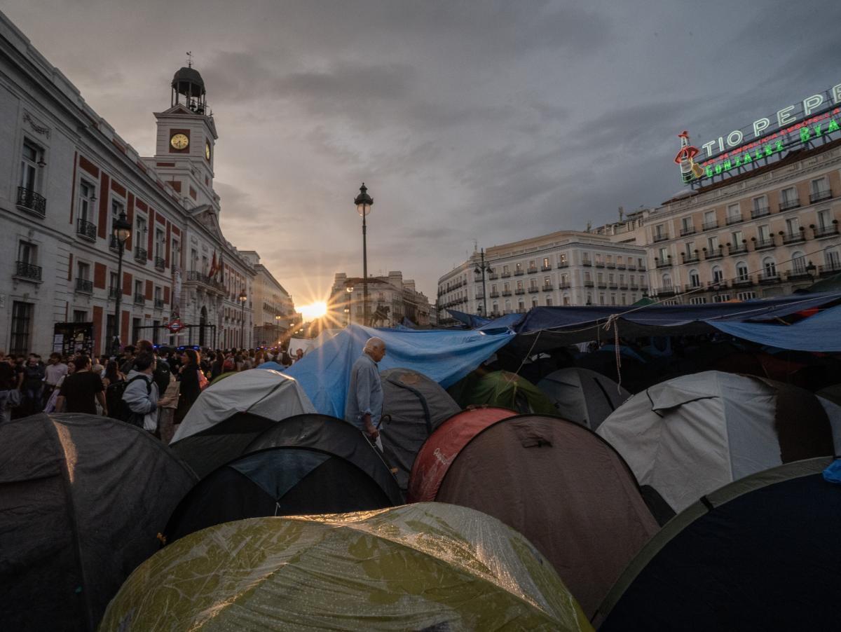 Acampada Sol, día siete: el Sindicato de Inquilinas se retira parcialmente pero la protesta se expande a más calles del centro de Madrid