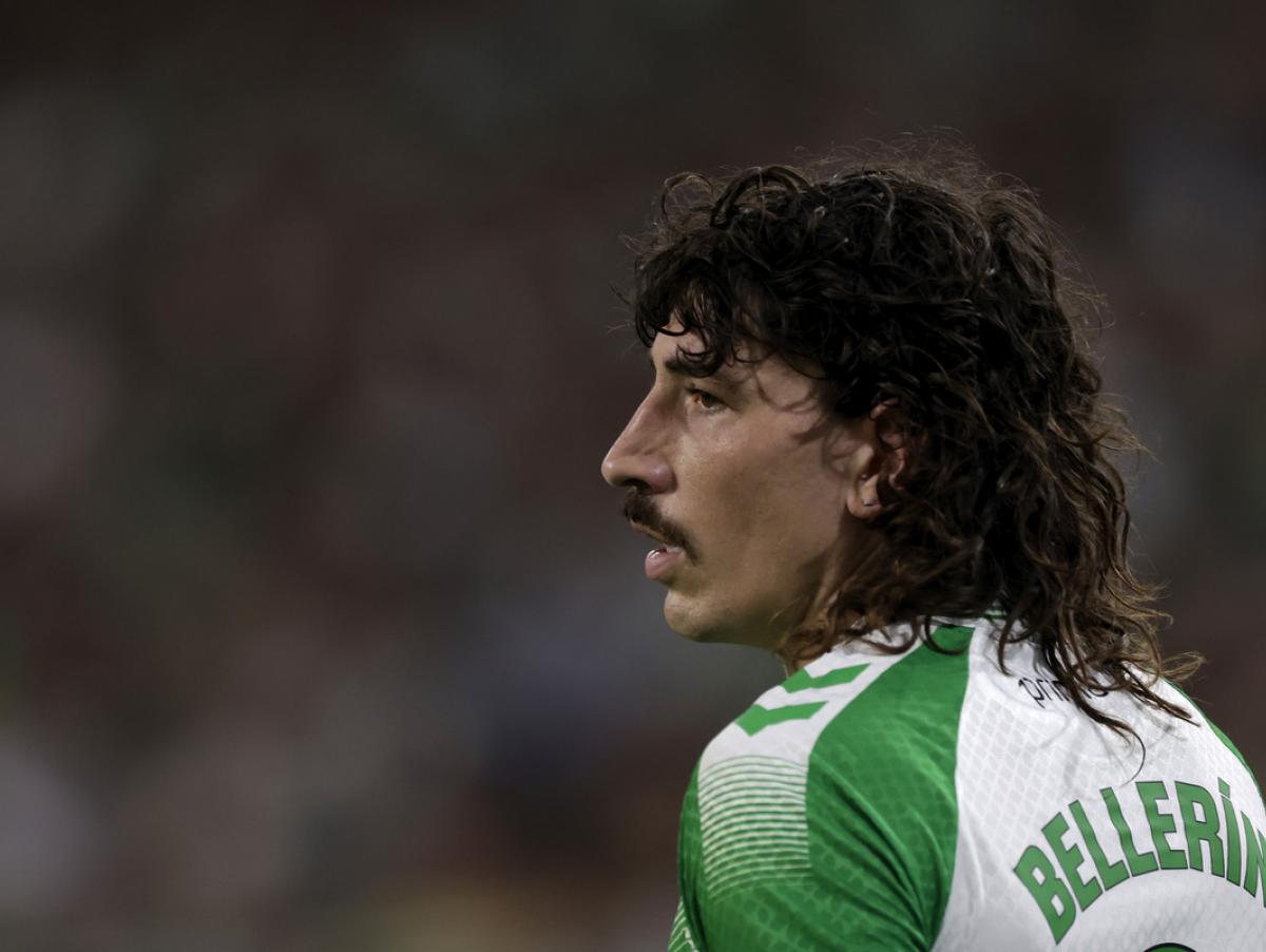 La Fiscalía abre diligencias contra el youtuber Iñaki Angulo por sus insultos homófobos a Héctor Bellerín