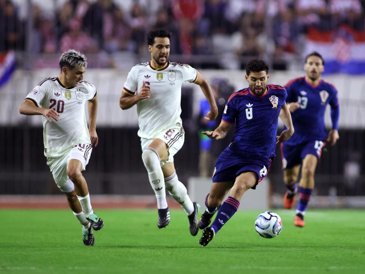 España remonta ante Croacia (1-2) y mantiene el liderato en la Nations League gracias a un doblete de Mikel Merino