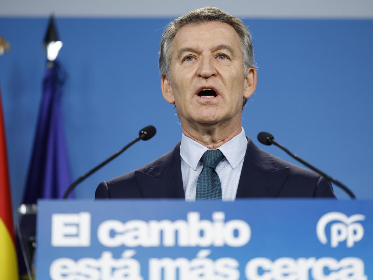 Feijóo, tras el fallecimiento de Maricarmen: "Ni campaña, ni partidos, ni utilización interesada"