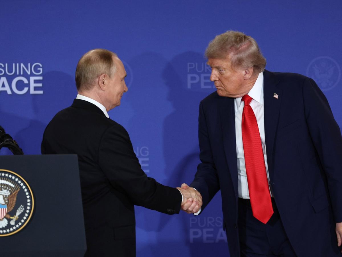 Trump anuncia que Rusia suministrará más de 300.000 toneladas de diésel al mercado global y estadounidense