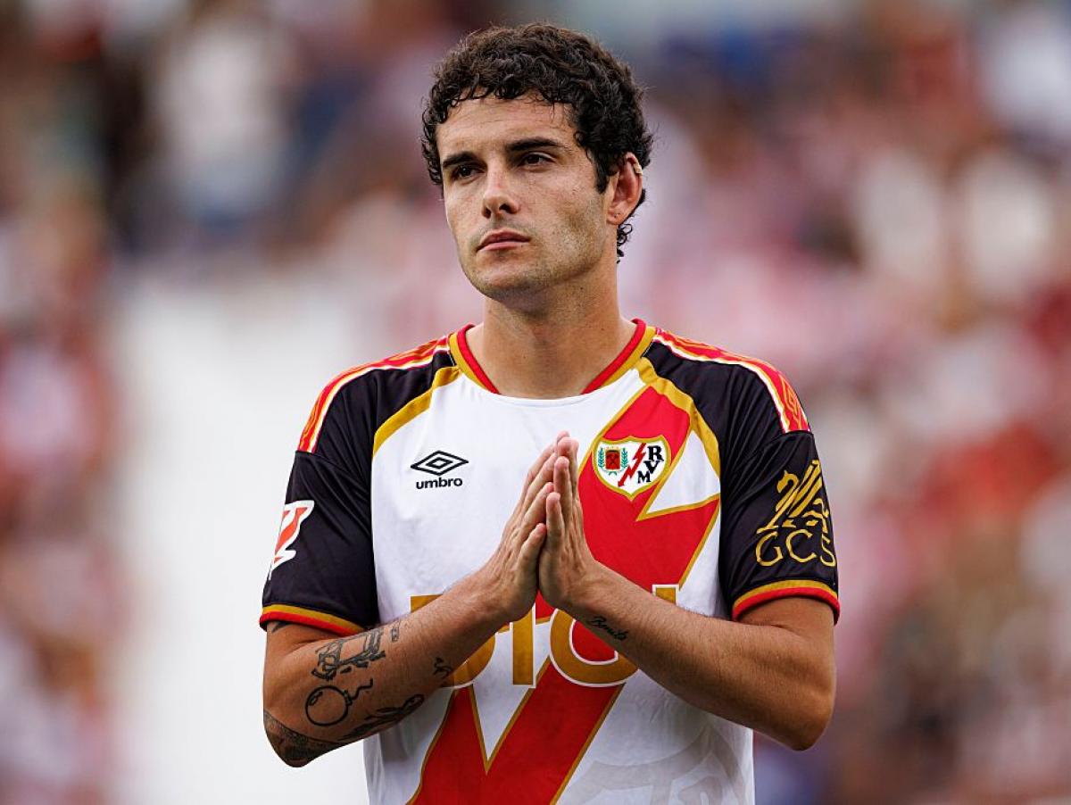En 'The Guardian' se fijan en Sergio Camello y explican por qué es un futbolista "atípico": "Está dispuesto a hablar"