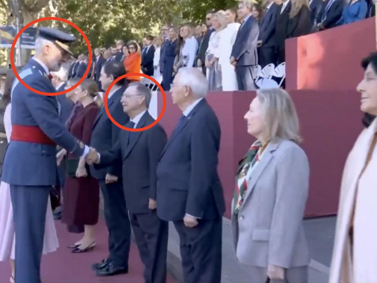 El gesto del rey Felipe VI con Juan Vivas, presidente de Ceuta, un día antes de visitar la ciudad autónoma, con el que lo dice todo