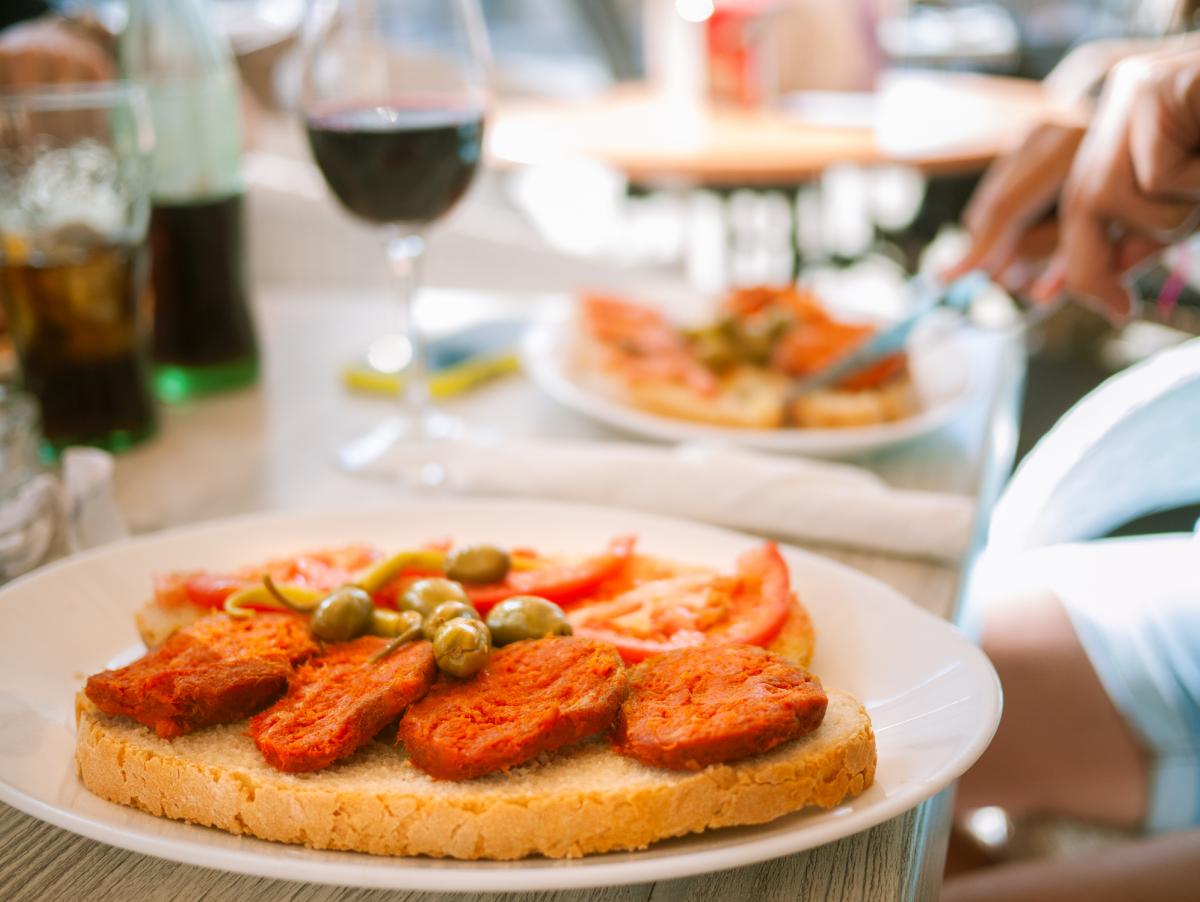 "Es la prueba fehaciente de que los restaurantes mallorquines son escandalosamente caros": la carta que desenmascara los desorbitados precios de Mallorca