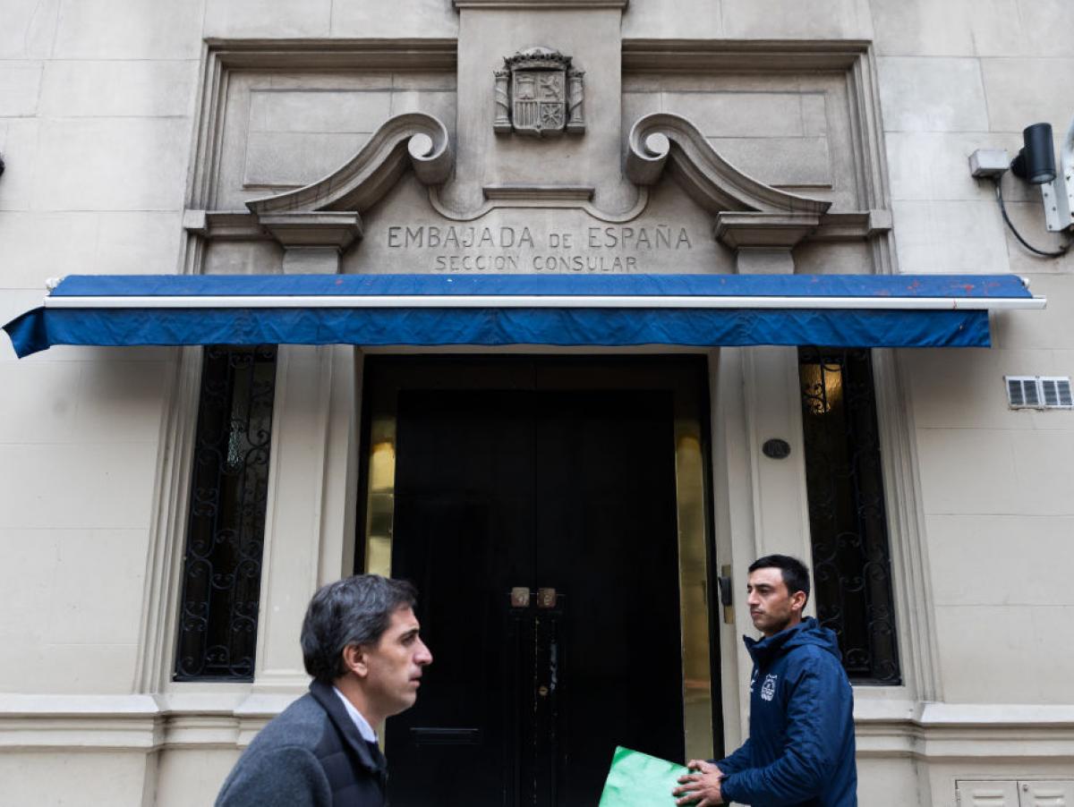 ¿Españoles que no pueden votar en las elecciones? Preguntas y respuestas que nos deja la decisión del TS sobre la ley de nietos