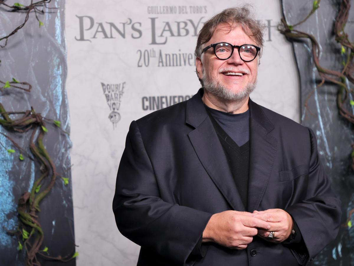 Guillermo del Toro recuerda lo que lleva 20 años advirtiendo sobre el fascismo: "Siempre vuelve, es como los pantalones de campana"