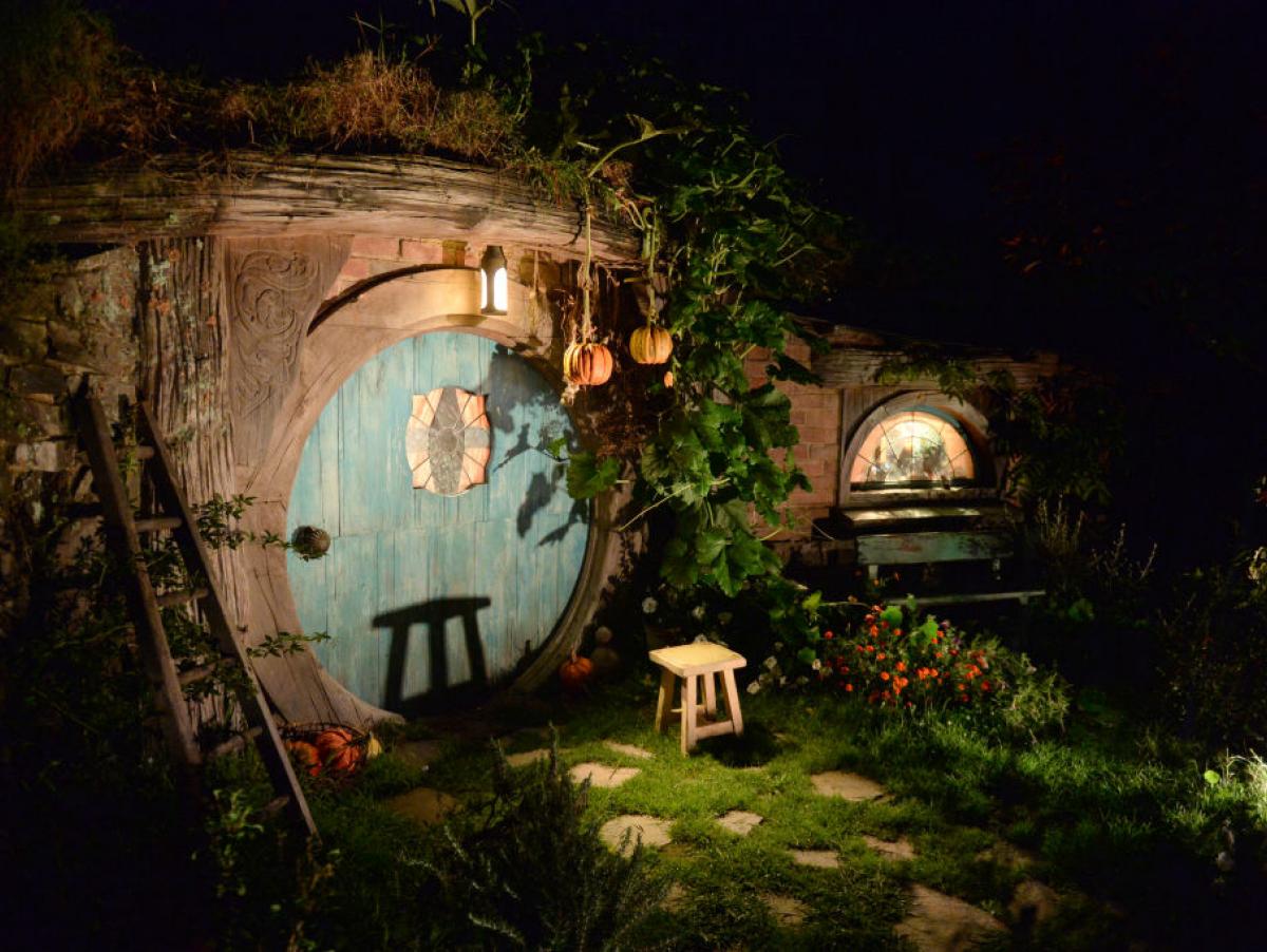 Este piso de 12 metros cuadrados en Galicia solo es apto para los hobbits de la Tierra Media: "Para cocinar hay que estar un poquito encorvadete"
