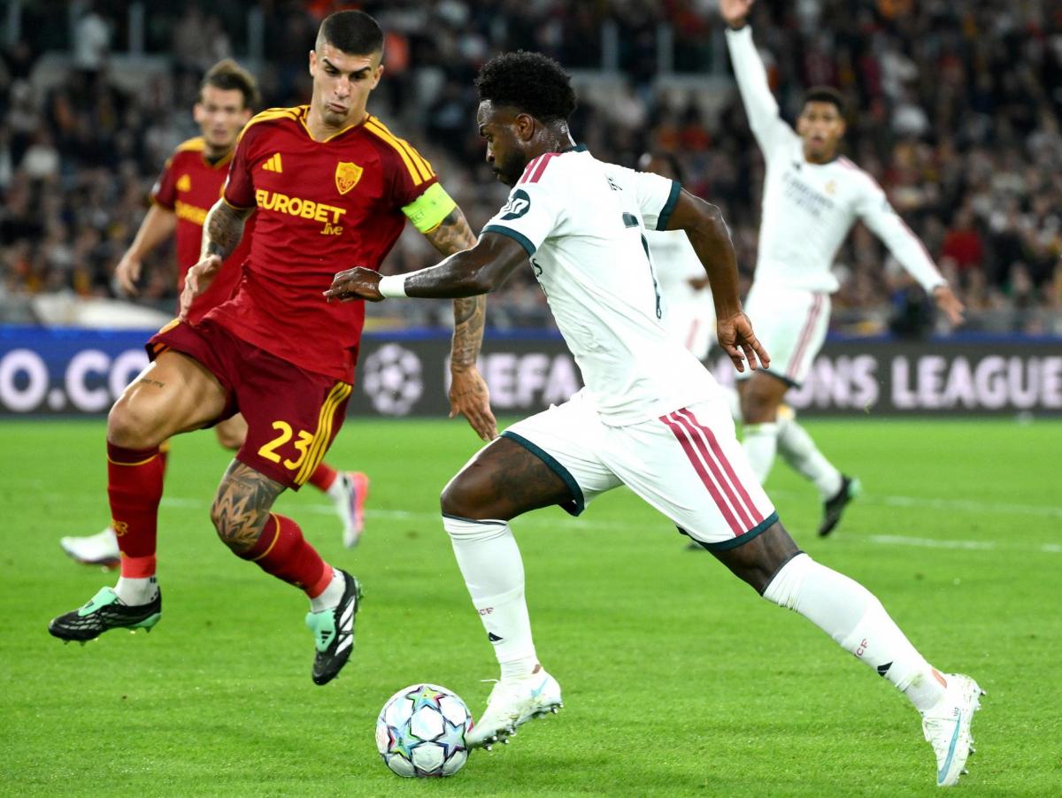 El Real Madrid firma su enésima remontada en Champions para ganar 3-4 en Roma y el Real Betis vence 3-2 al Oporto