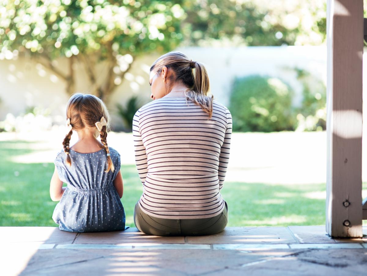 Siete de cada diez españoles cree que los niños de hoy vivirán peor que sus padres: cinco datos que deja el último CIS sobre infancia y adolescencia