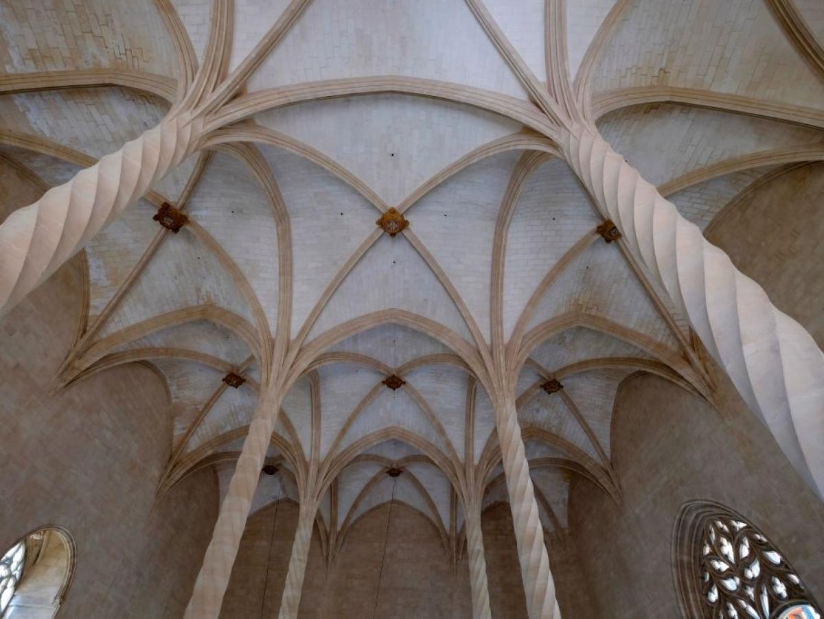 Una turista estadounidense visita la Lonja de Palma, cree que es una iglesia y los residentes no dan crédito: "¿Es tan difícil buscar un poco de información?"