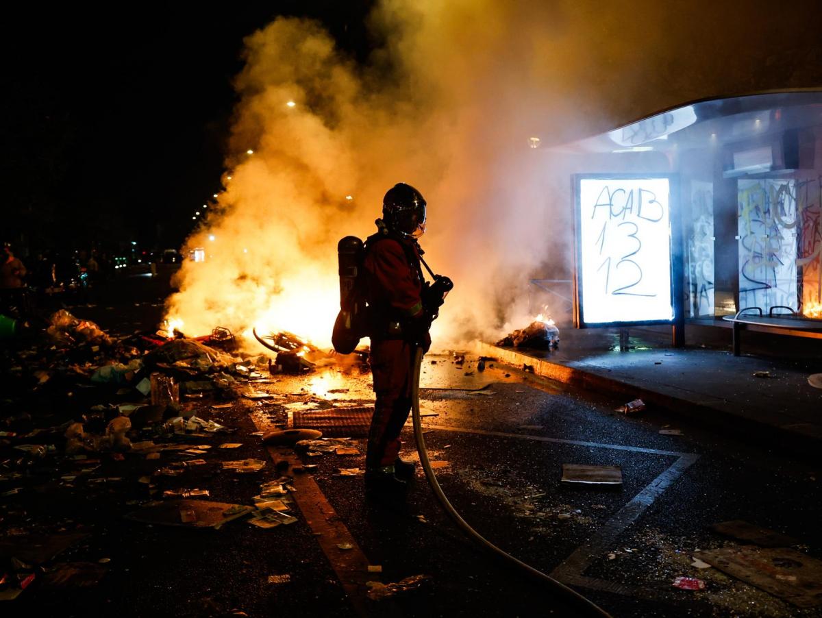 Decretan un toque de queda nocturno y la prohibición de manifestarse en varias zonas de París